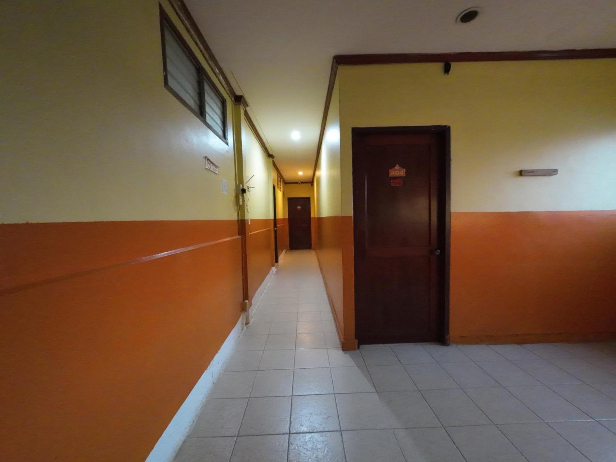 Intouch Guest House В'єнтьян Екстер'єр фото