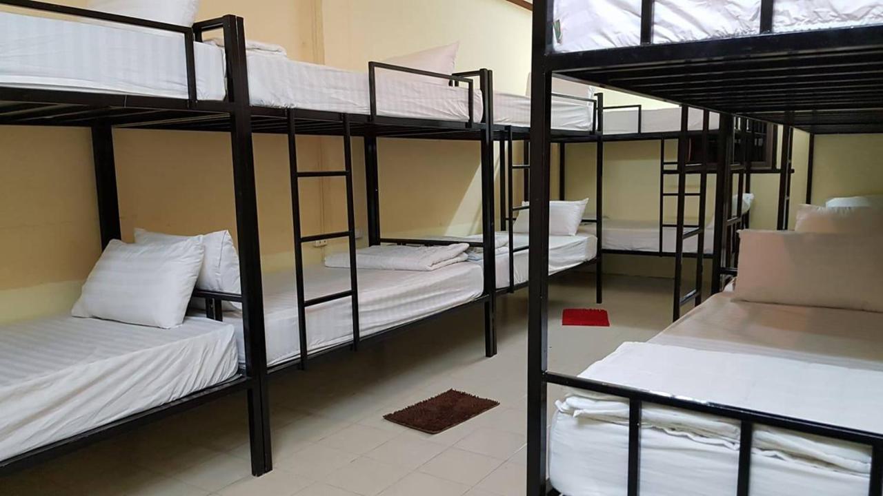 Intouch Guest House В'єнтьян Екстер'єр фото
